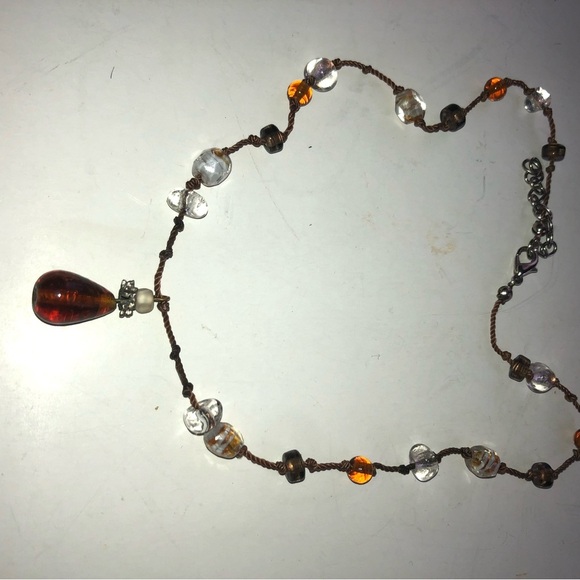 Elegant Beaded Necklace with Amber Accents - Picture 4 of 6